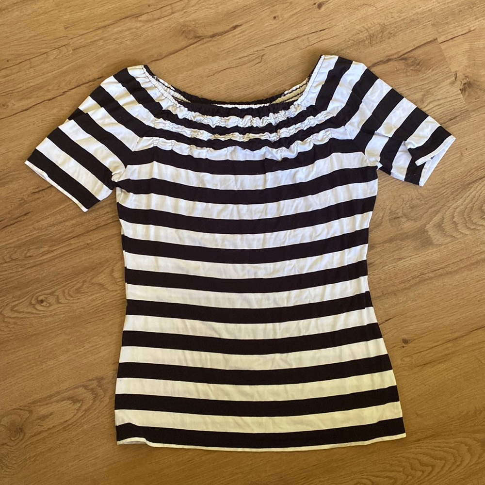Striped stretchy Top